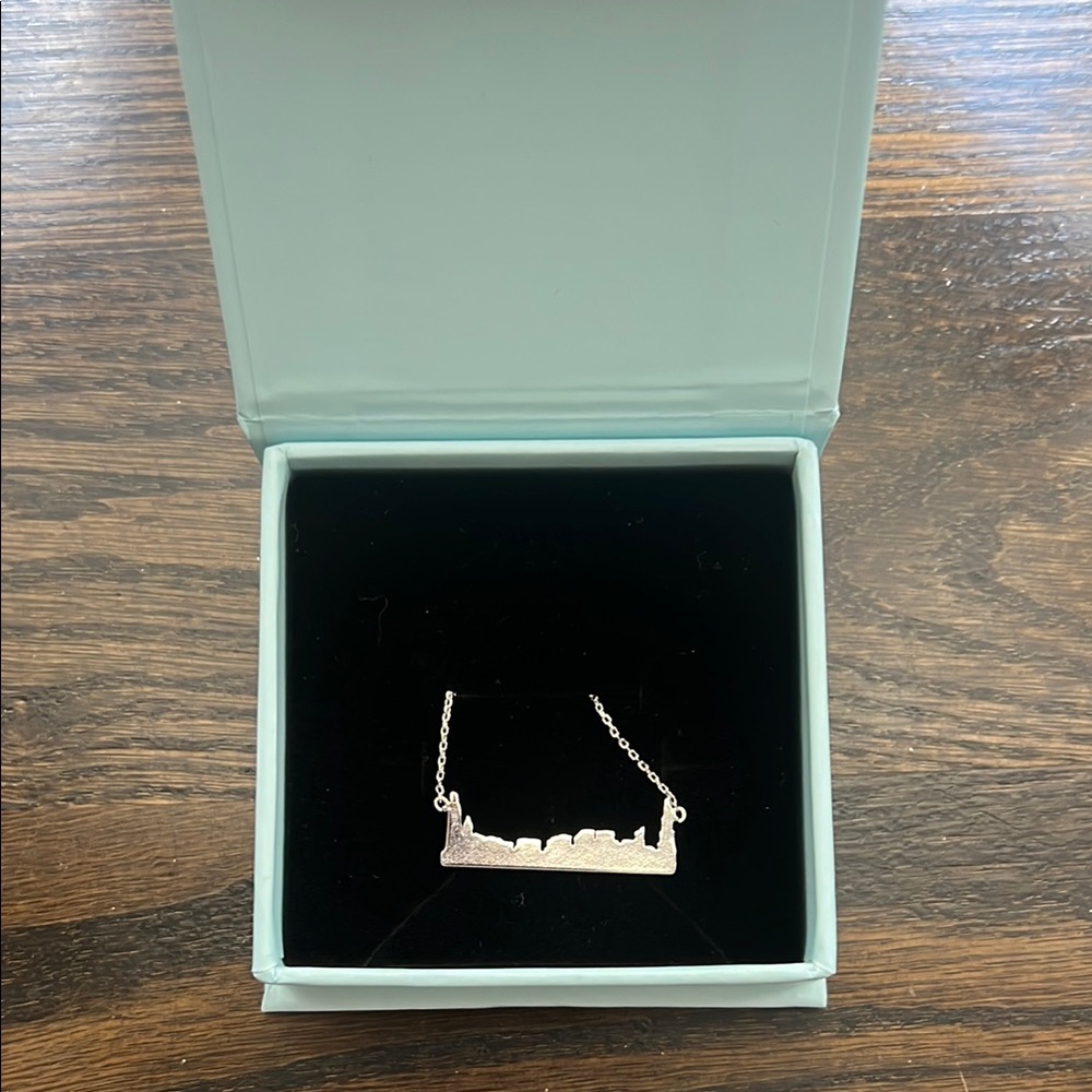 Silver Chicago Skyline Necklace